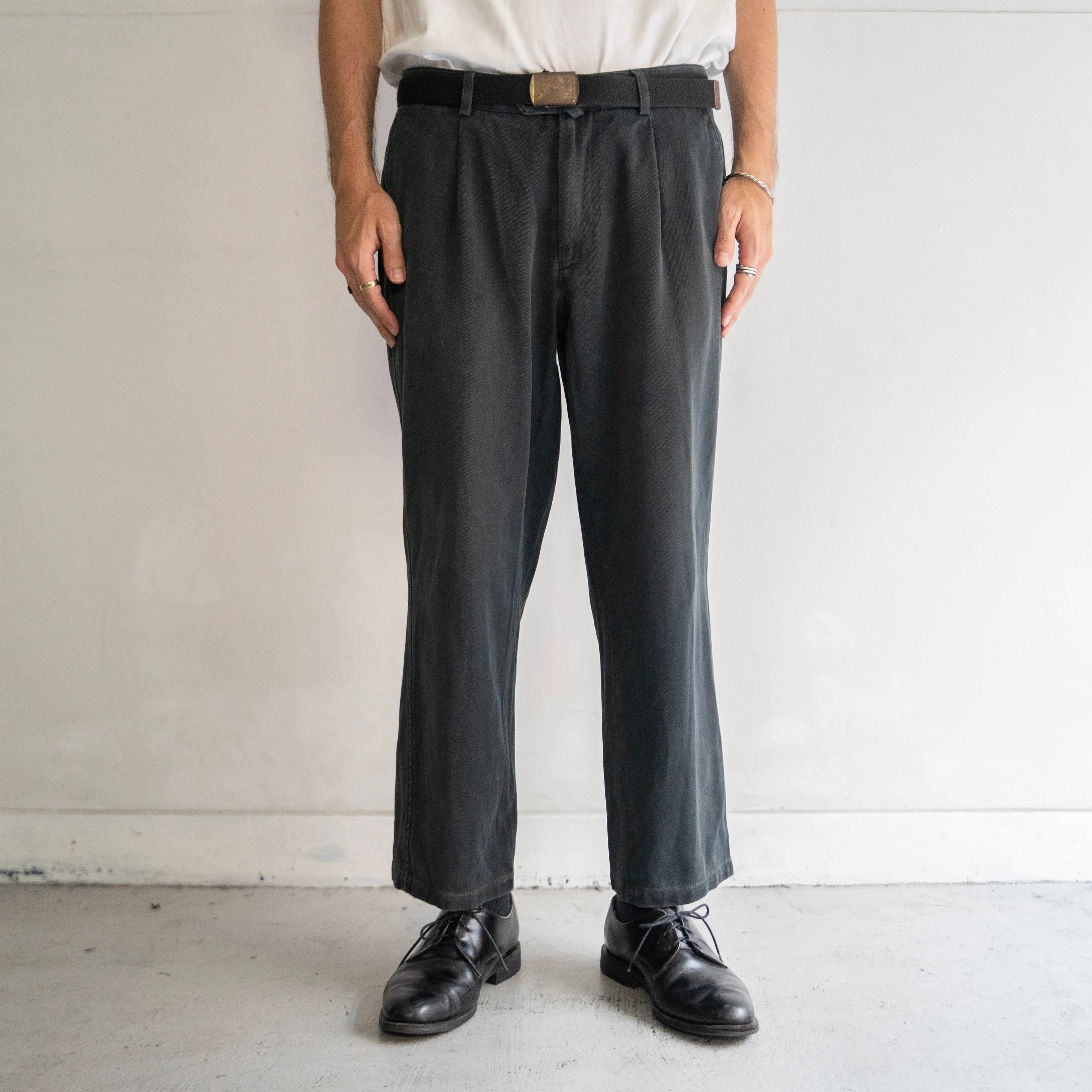 2000s GANT one tuck chino pants 'sumikuro'